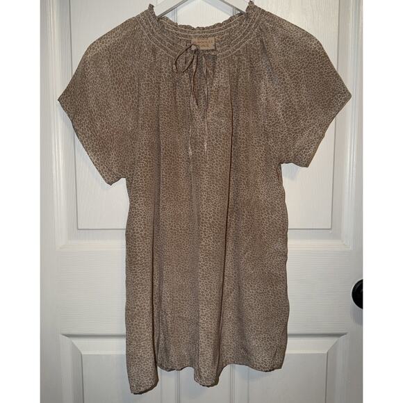 Rungolee Louise V Neck Smocked Neck Blouse Silk Size S Small Beige - Picture 1 of 6